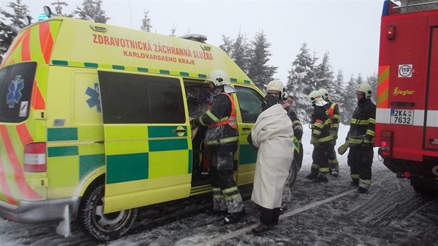 Silnice na Bo Dar zmizela pod snhem, bourala ti auta i pluh (9. nora)