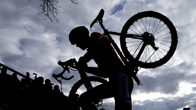 Nizozemsk cyklista Mathieu van der Poel