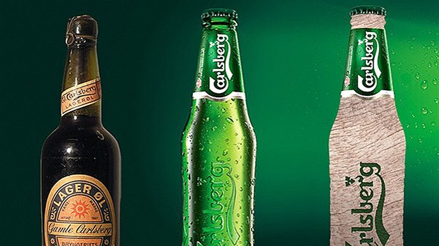 Dnsk pivo Carlsberg by se v budoucnu mlo stet do paprovch lahv.