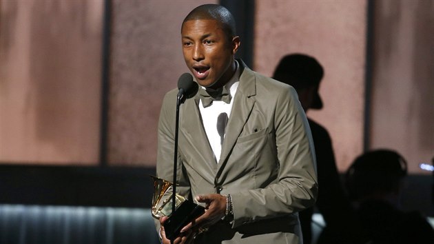 Producent Pharrell Williams uspl s videoklipem k psnice Happy.