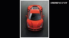 Ferrari 488 GTB se pedstaví naivo zaátkem bezna na autosalonu v enev. Italská média odhadují cenu na 200 tisíc eur bez dan, to je 5,6 milionu korun.