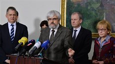 Po jednání o platech. P�edseda Nejvy��ího soudu Pavel �ámal, p�edseda...