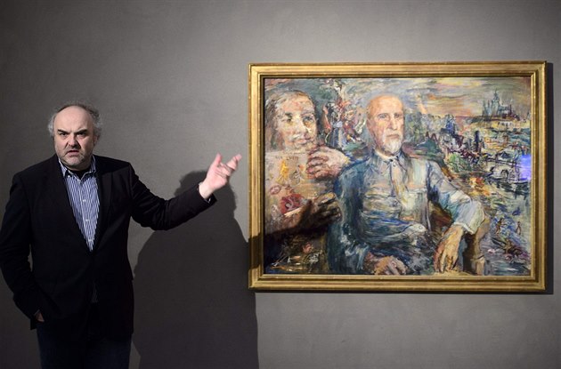 Ředitel Národní galerie v Praze Jiří Fajt stojí u portrétu Tomáše Garrigua...