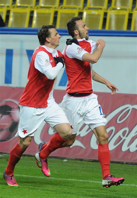 Obránce Milana Nitrianského (vlevo) vy�adila Slavia z kádru te�, zálo�níka Jana Vo�ahlíka u� p�ed �asem.
