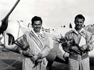 Fotografie z 1. MS v letecké akrobacii konaného v Bratislav v roce 1960. Vlevo...