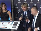 Pavel Nedvd zahájil prodej lístk na Euro lvíat