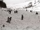 Záchranná akce v oblasti Bialy Jar na polské stran Krkono, kde lavina v 1968...