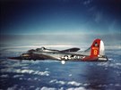 Americký bombardér typu B-17G (sériové číslo 44-8771, imatrikulace 3O-B), který...