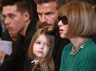 David Beckham, jeho dcera Harper a Anna Wintourová (New York, 15. února 2015)