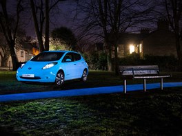 Nissan Leaf s fosforeskujcm lakem