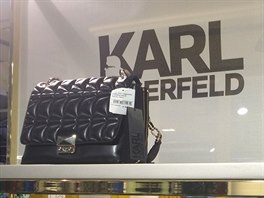 V obchodnm dom Steffl najdete mj. cenov dostupn kolekce Karla Lagerfelda.
