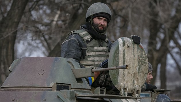 Ukrajinsk vojk u Debalceve (8. nora 2015)
