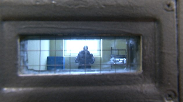 Ženská věznice ve Velkých Přílepech má kapacitu 151 odsouzených. Otevřena byla po dvou letech(10.2.2015)