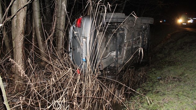 Nehoda volkswagenu na Hodonnsku (15. nora 2015).