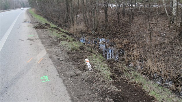 Nehoda volkswagenu na Hodonnsku (15. nora 2015).