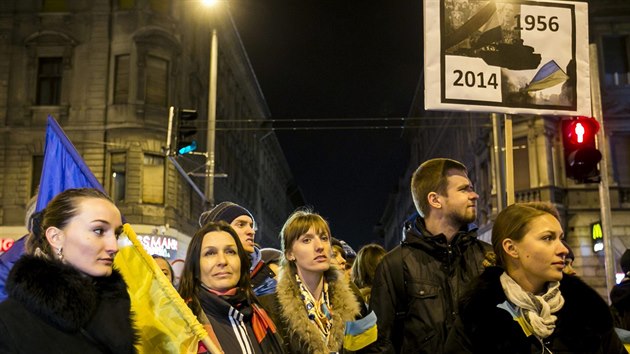 Protiputinovsk protesty v centru Budapeti (16. nora 2015)