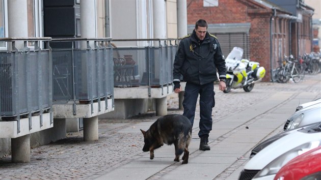 Policie na místě střelby v Kodani (14. února 2015