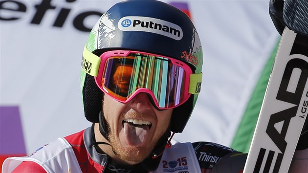 Americký lyžař Ted Ligety se raduje z titulu mistra světa v obřím slalomu.