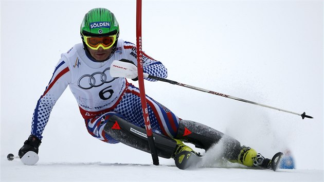 Rusk slalom Alexander Choroilov bhem prvnho kola slalomu na mistrovstv svta v Beaver Creeku.