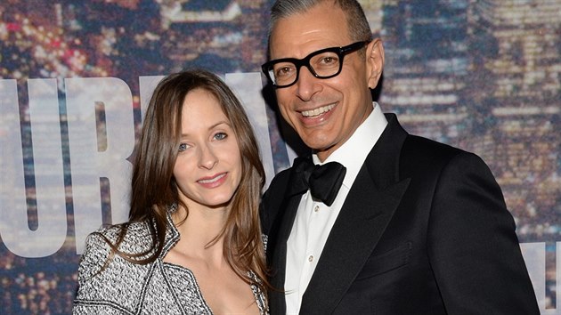 Jeff Goldblum a Emilie Livingstonová (New York, 15. února 2015)