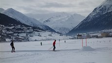 Nejnií místo modrého turistického okruhu v Livignu kousek nad pehradou.