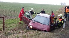 Na pátek t�ináctého bude �idi� tohoto auta vzpomínat. Zranil se a rozbil ho p�i...