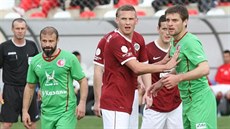 Sparanský obránce Pavel Kadeábek v pípravném utkání proti Rubinu Kaza.