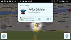 Aplikace Waze ukazuje policisty na map. Jejich polohu nahlásili idii.