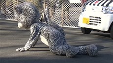 V tokijské zoo st�íleli do mu�e v masce levharta