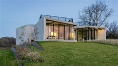 Stavbu navrhla kancelá� UNStudio, kterou vede dvojice architekt� Ben van Berkel...
