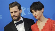 Jamie Dornan a jeho manelka Amelia Warnerová (Berlín, 11. února 2015)