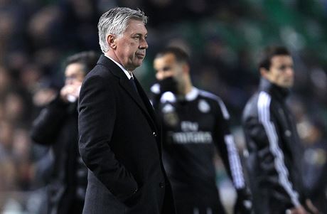 Trenér Carlo Ancelotti se o své místo na lavice Realu MAdrid zatím bát nemusí.