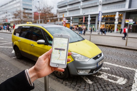 Alternativní taxisluba Uber, ilustraní foto
