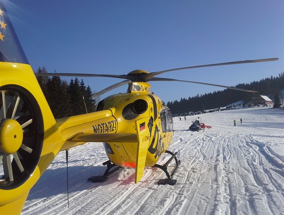 Pro zrannou Nmku ve skiareálu na Bublav letl nmecký vrtulník,