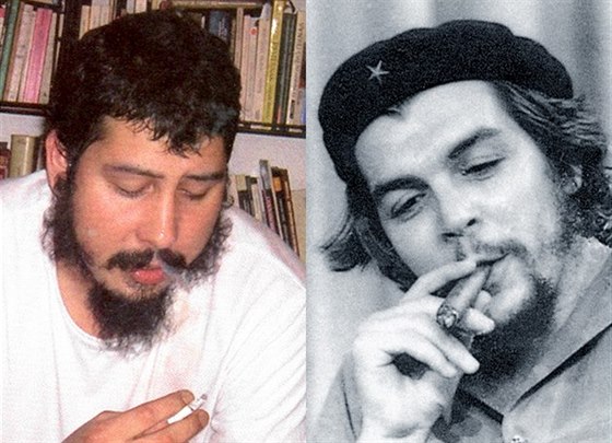 Canek Sanchez Guevara (vlevo) se ivil jako noviná, autor cestovatelských...