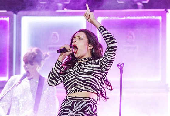 Charli XCX (pedkapela Katy Perry, Praha, 02 Aréna, 23. 2. 2015)