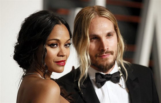 Zoe Saldana a její partner Marco Perego (Los Angeles, 23. února 2015)