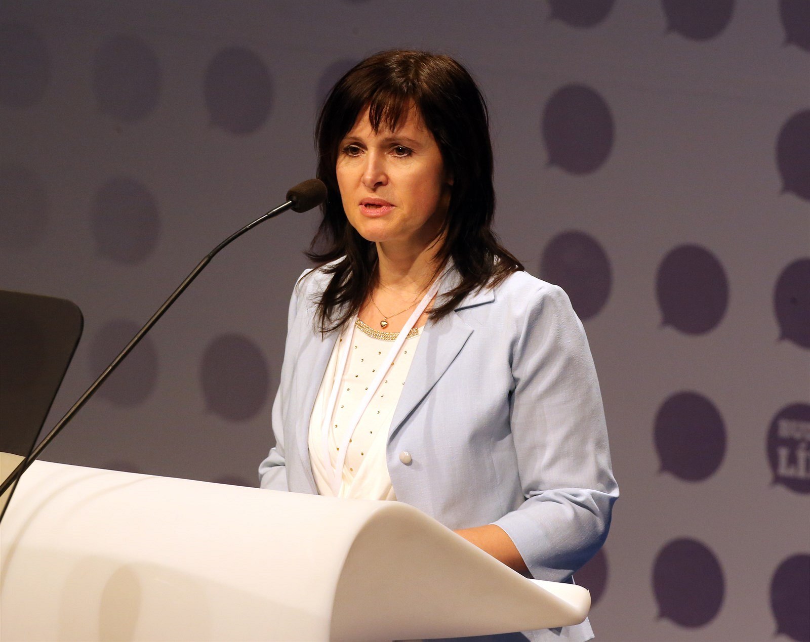 Poslankyn� za ANO Radka Maxová navrhuje odvolatelnost ombudsmana