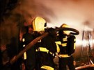 Hasiči Olomouckého kraje ve středu v noci likvidovali požár konírny v...