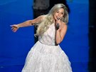 Lady Gaga bhem svého vystoupení na pedávání Oscar