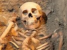 Archeologové ze Západoeského institutu památek zkoumali podloí námstí v...