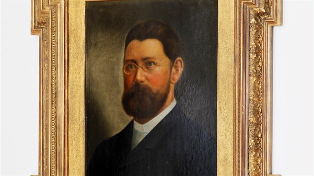 Kolekce esti dobovch portrt bvalch starost Lokte v tchto dnech ozdobila stny jednac sn radnice. Friedrich Drfler vedl Loket v letech 1896 - 1918.