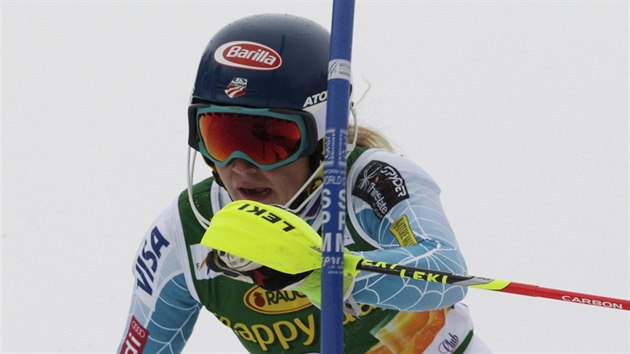 Mikaela Shiffrinov ve slalomu v Mariboru.