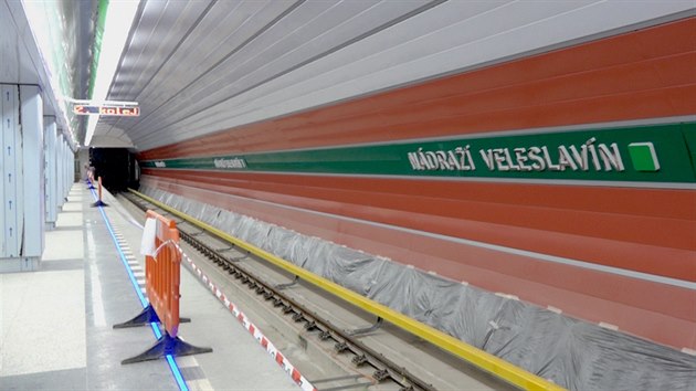 Seriál metro - Nádraží Veleslavín