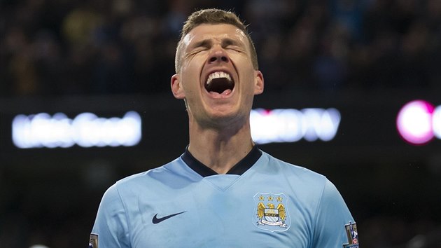 RYZÍ RADOST. Edin Deko z Manchesteru City slaví gól.