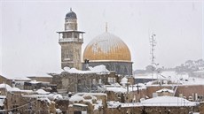 Zasněžený Skalní dóm v Jeruzalémě (20. února 2015).