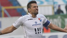 Ostravský útočník Milan Baroš slaví vyrovnávací gól proti Spartě.