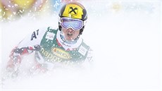 Marcel Hirscher v superobím slalomu v Saalbachu.