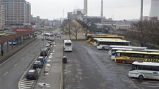 Vlakové a autobusové nádraí by se mly spojit a tvoit komfortní dopravní...