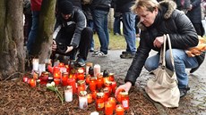 Pietní vzpomínka na oběti střelby v Uherském Brodě.